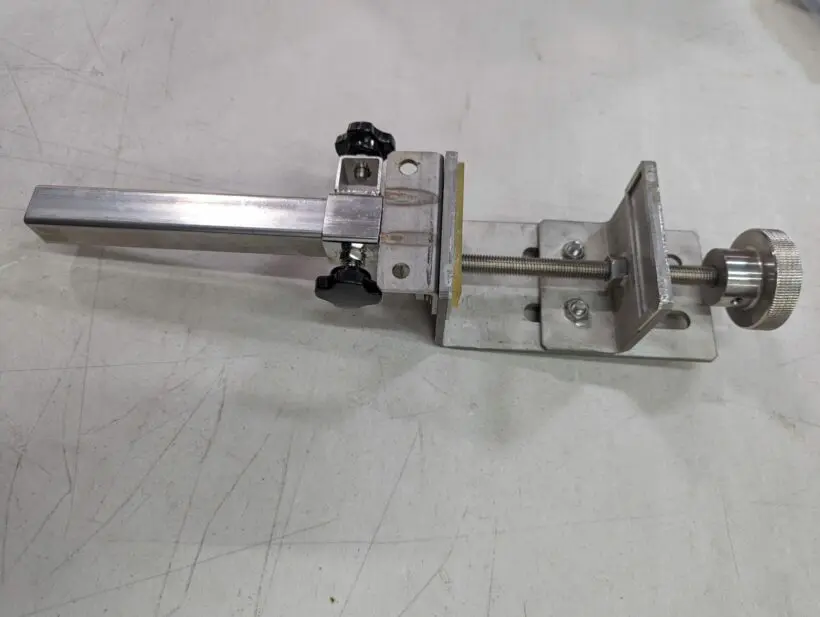 Conveyor Cleaning Tool Mounting Clamp