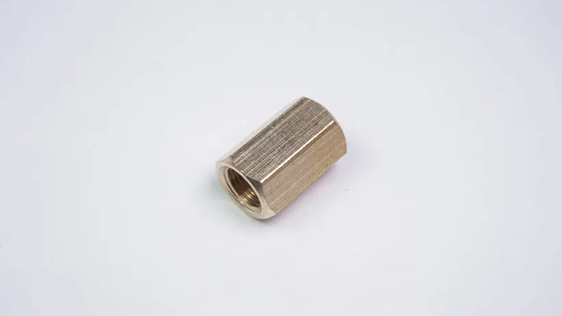 Socket 1/8F [brass]