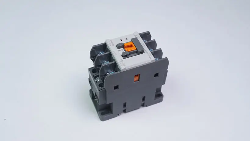 13-32003 Contactor MC-32a